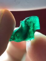 4.87ct Swat Emerald Crystal – Natural Untreated Green Gem (16.43 x 10.11 x 5.83 mm) - Image 4