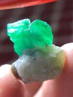 A 23.40-Carat Swat Emerald Specimen — A Natural Crystal With Depth and Presence - Image 5