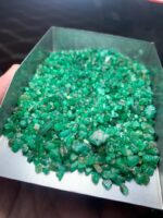 323.65 ct Swat Emerald Rough: Compact Gems with Hidden Potential - Image 3