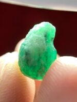 4.50 ct Natural Emerald Crystal from Swat – Raw & Radiant Green Gemstone - Image 3