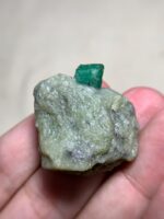 Natural Power and Prestige - 135.40-Carat Swat Emerald Specimen - Image 3