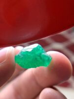 13.54 ct Swat Emerald Crystal – Majestic Natural Beauty - Image 10
