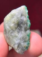 Discover the Majesty of a 42.30 Carat Emerald Specimen - Image 6