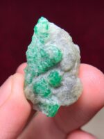 Discover the Majesty of a 42.30 Carat Emerald Specimen - Image 9
