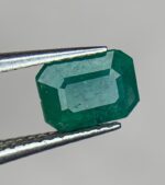 Exquisite 0.690 Ct Emerald Cut Green Hauyne: A Rare Gemstone of Distinction - Image 4