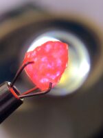 Rare 1.780 ct Hackmanite with Strong Tenebrescent Color Change and Fluorescent from Afghanistan - Image 2
