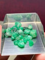 Raw Elegance: 39.35 ct Swat Emerald Rough (9.52 × 8.10 × 6.19 mm) - Image 6