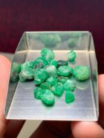Raw Elegance: 39.35 ct Swat Emerald Rough (9.52 × 8.10 × 6.19 mm) - Image 10