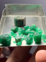 35.60ct Rough Emerald Lot from Swat Valley – Natural Crystals (12.41 × 10.24 × 8.57 mm) - Image 6