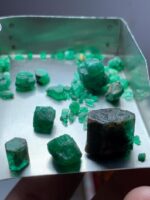 35.60ct Rough Emerald Lot from Swat Valley – Natural Crystals (12.41 × 10.24 × 8.57 mm) - Image 9