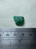 Uncut Emerald Crystal from Swat Valley – 6.72 Carats of Earth-Grown Elegance - Image 8