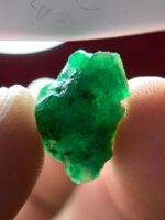 9.22ct Swat Emerald Crystal – Natural Uncut Gemstone - Image 5
