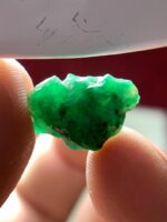 9.22ct Swat Emerald Crystal – Natural Uncut Gemstone - Image 8