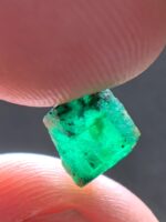 Swat Emerald Crystal: 2.13ct Gemstone, Pakistan - Image 8
