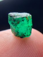 Swat Emerald Crystal: 2.13ct Gemstone, Pakistan - Image 9