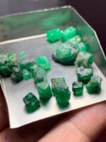 47.40ct Swat Emerald Rough Lot – Natural Untreated Crystals (13x11x6mm Avg) - Image 7