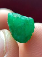 6.05 ct Swat Emerald Crystal (9.36 × 8.96 × 8.34 mm) – Natural Untreated Green Beryl from Northern Pakistan - Image 9