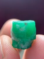 10.70ct Swat Emerald Crystal – Museum-Grade Natural Beauty - Image 6