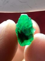Featured Stone: 3.91 ct Swat Emerald Crystal — Elegant and Well-Proportioned - Image 10