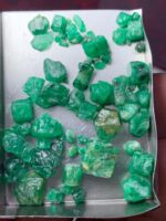62.55ct Swat Emerald Rough Lot – Striking Green Crystals (10x10x8 mm) for Cutting or Collection - Image 2