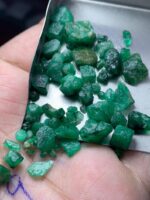 62.55ct Swat Emerald Rough Lot – Striking Green Crystals (10x10x8 mm) for Cutting or Collection - Image 5