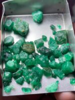 62.55ct Swat Emerald Rough Lot – Striking Green Crystals (10x10x8 mm) for Cutting or Collection - Image 7