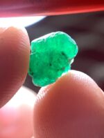 Petite Panjshir Emerald Crystal – 2.80 Carats of Natural Beauty - Image 3