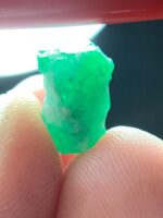 The Majestic 6.50ct Swat Emerald: A Jewel of Unmatched Beauty and History - Image 3