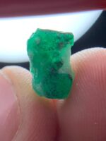 The Majestic 6.50ct Swat Emerald: A Jewel of Unmatched Beauty and History - Image 5