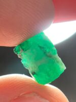 The Majestic 6.50ct Swat Emerald: A Jewel of Unmatched Beauty and History - Image 6