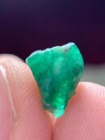 4.75ct Swat Emerald Crystal – Untreated & Naturally Stunning - Image 10
