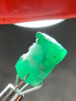 The Majestic 6.50ct Swat Emerald: A Jewel of Unmatched Beauty and History - Image 9