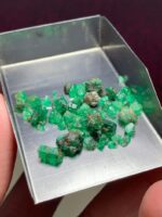 16ct Swat Emerald Crystal – Natural Precision in a Prized Formation - Image 4