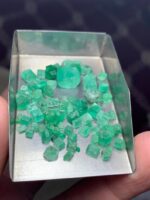 37.60ct Panjshir Emerald Rough Lot – Fine Afghan Green in Natural Crystal Form - Image 3