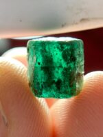 6.00ct Emerald Crystal from Swat: Natural Elegance in Every Facet - Image 2
