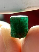 6.00ct Emerald Crystal from Swat: Natural Elegance in Every Facet - Image 3