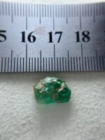 Discovering the Beauty of a 3.40ct Emerald from Afghanistan's Panjshir Valley - Image 10