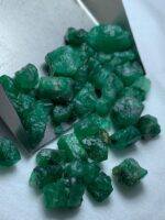57.30ct Swat Emerald Rough Lot – Fine Green Crystals (12x6x6 mm) for Cutting or Collecting - Image 9