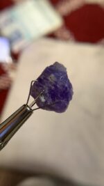 Discover the Beauty of a 17ct Hackmanite Crystal from Afghanistan - Image 2