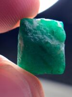 13.80ct Swat Emerald Crystal: Raw Green Beryl - Image 6