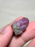 Exploring the 49.90 ct Ruby Specimen from Afghanistan: A Massive Gem of Exceptional Quality - Image 2