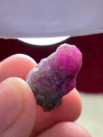 Exploring the 49.90 ct Ruby Specimen from Afghanistan: A Massive Gem of Exceptional Quality - Image 4