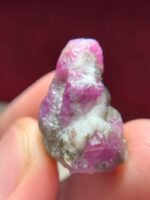 Exploring the 49.90 ct Ruby Specimen from Afghanistan: A Massive Gem of Exceptional Quality - Image 10