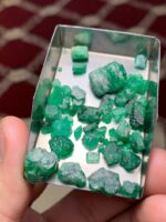 70 ct Emerald Rough Lot from Swat Valley - Image 3