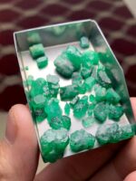 70 ct Emerald Rough Lot from Swat Valley - Image 4