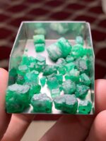 70 ct Emerald Rough Lot from Swat Valley - Image 5