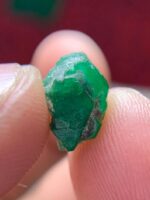 Striking 3.45ct Emerald Crystal from Swat Valley, Pakistan - Image 2