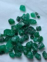 52.65ct Swat Emerald Rough Lot – Vivid Green Natural (11x8x6 mm) - Image 8