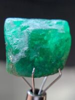 Majestic Green: 18.58ct Emerald Crystal from Swat Valley - Image 2