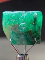 Majestic Green: 18.58ct Emerald Crystal from Swat Valley - Image 4